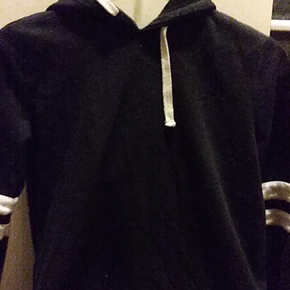 Forever 21 crop top Hoodie